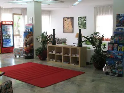 C-hotels International Hotel 3*