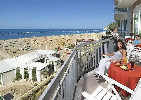 Otel C-hotels International Cattolica